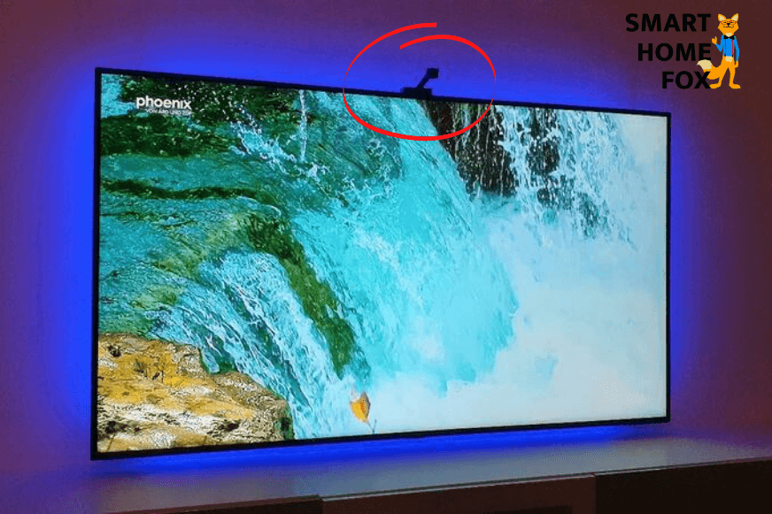 Man sieht einen TV-Bildschirm mit der Govee Kamera für den Ambilight Effekt.